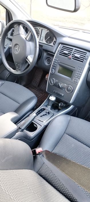 Mercedes b200 2010 facelift