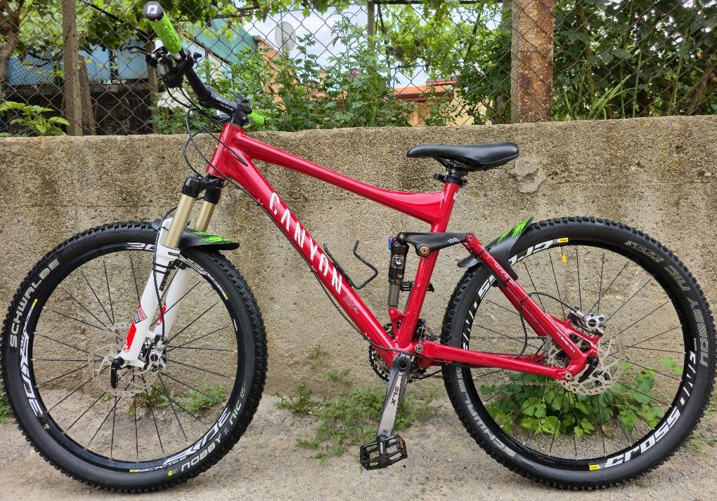 Canyon Nerve 26 цола М размер. Като нов, Rockshox,  Fox.