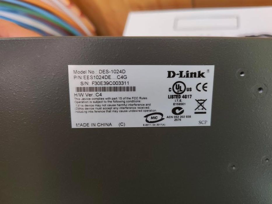 Switch D-Link DES-1024D