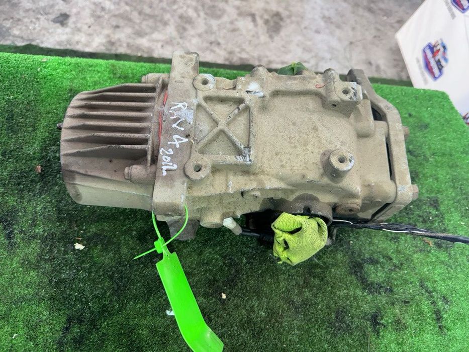Grup diferential spate punte spate toyota rav 4, rav 4, motor 2.2 diesel 2009 2010 2011 2012 2013