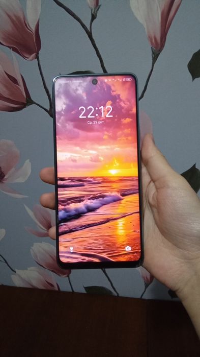 Tecno Camon 19 pro. Обмен на iPhone +доплачу