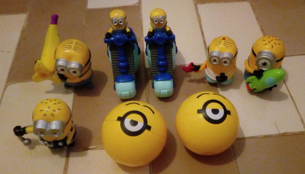 Лот с 8 броя фигурки на Миньоните на mcdonalds / макдоналдс и други