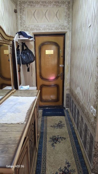 Юнусобод 6кв 1/1/4 Сотилади