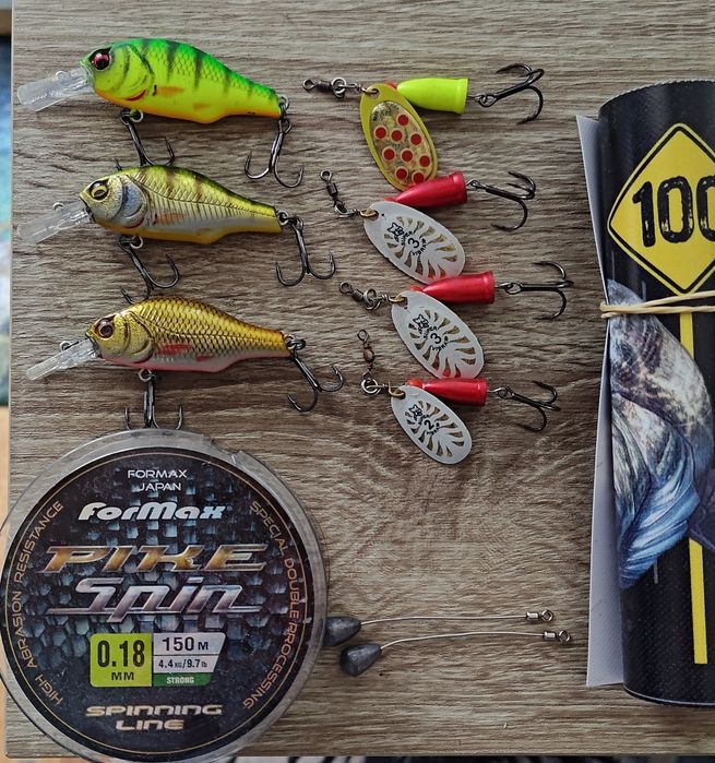 3 Воблери Savage Gear и 4 блесни BluFox 70лв комплект