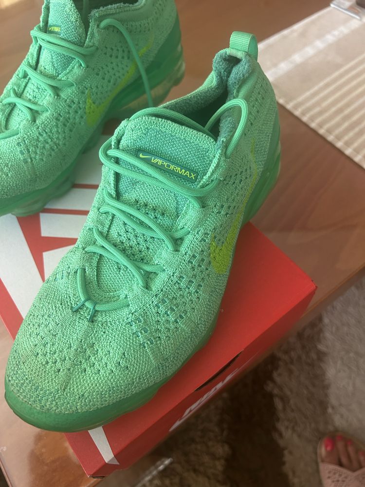 Маратонки nike vapormax
