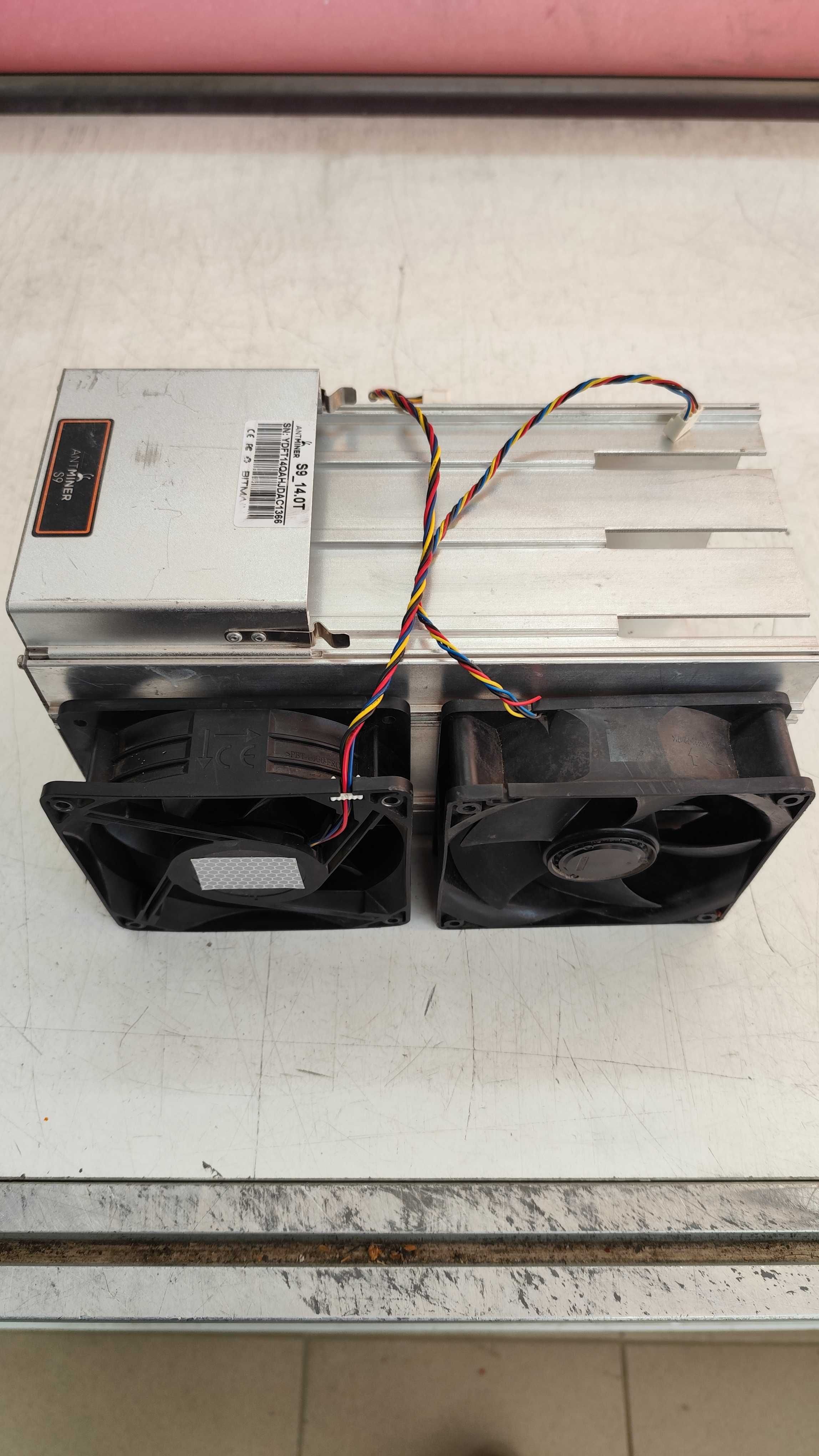 Antminer S9 Ventilatoare + carcasa