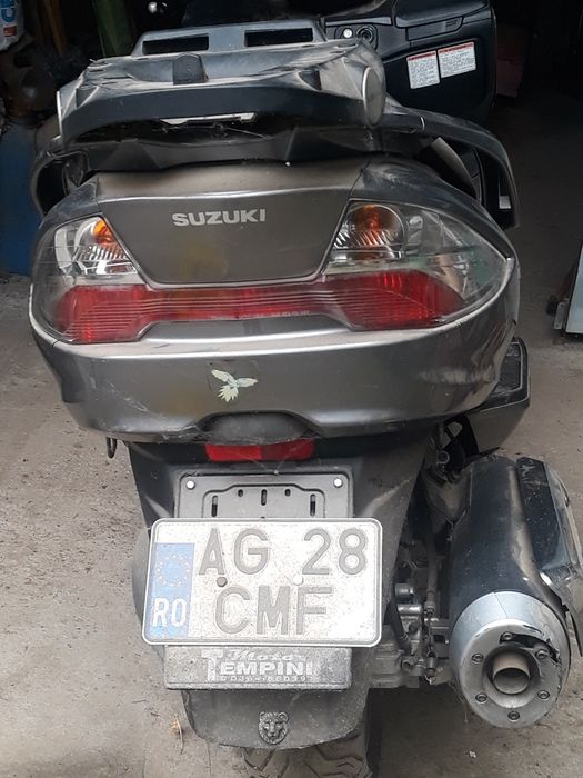 Scuter Suzuki Burman