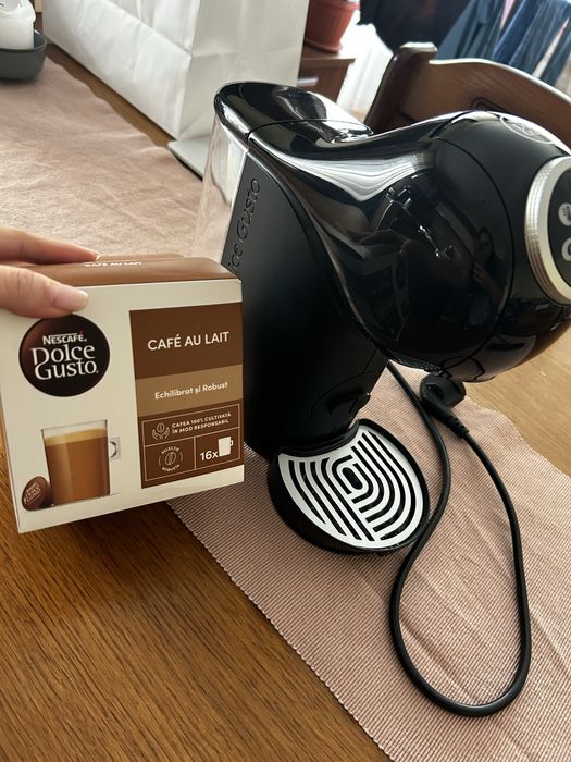 Aparat cafea Dolce Gusto Genio Krups