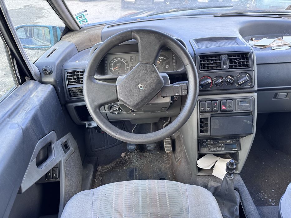 Renault Espace II 2.2i 107hp 1992г На Части