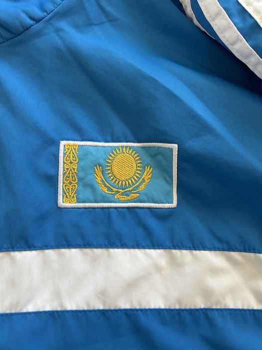 Продам спортивный кастюм