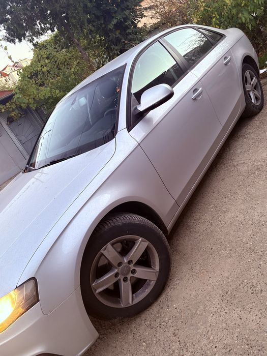 Vand Audi A4 B8 2010