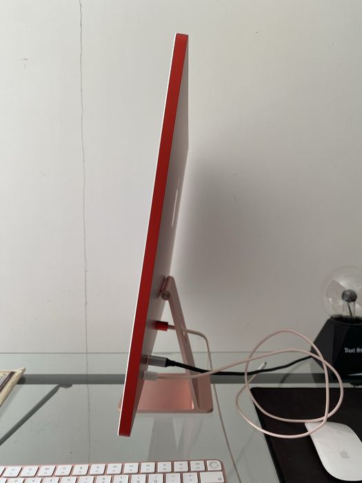 iMac Retina 24 inch 2023 Apple M3 in garantie pana la 17 iulie 2026