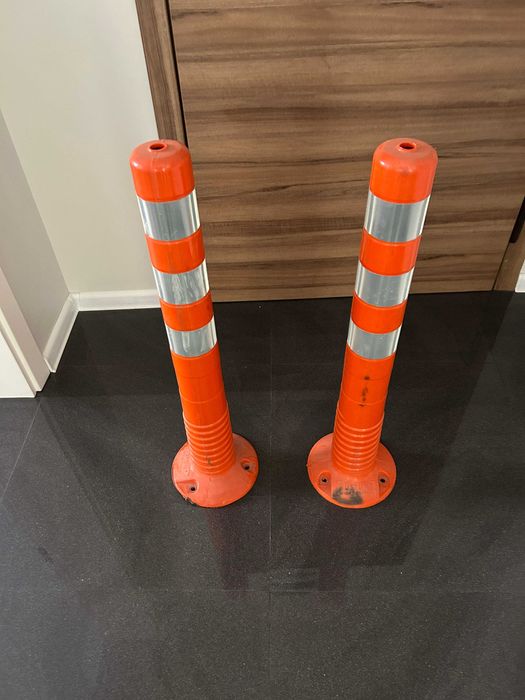 2 бр Ограничително сигнално гъвкаво колче 75см. от термопл. еластомер