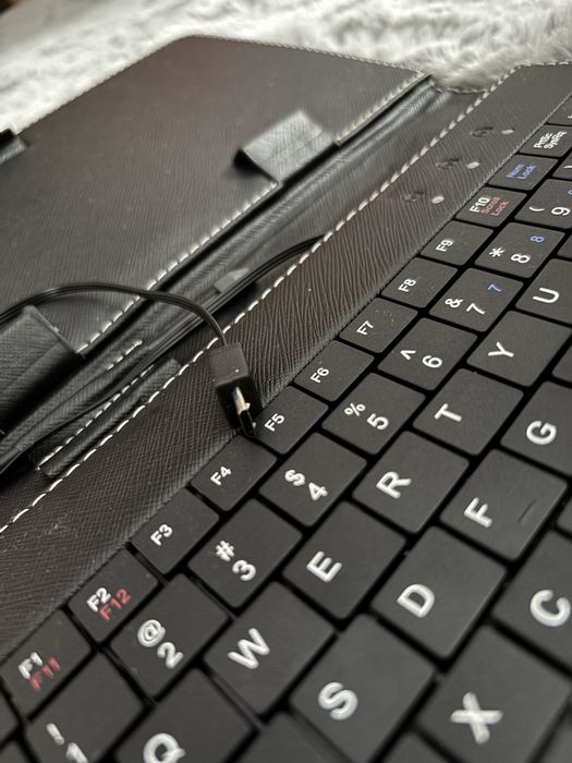 Tastatura atasabila