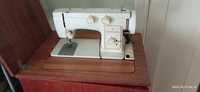 Продам швейную машинка чайка 142м Советского производства электрическа