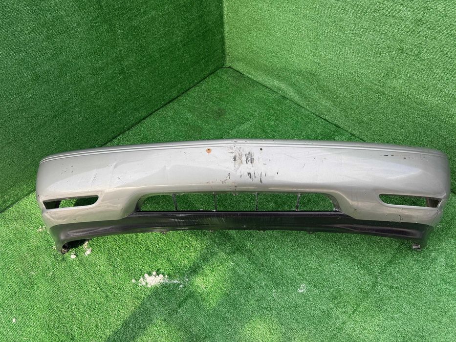 Передний Бампер Lexus RX300 Оригинал