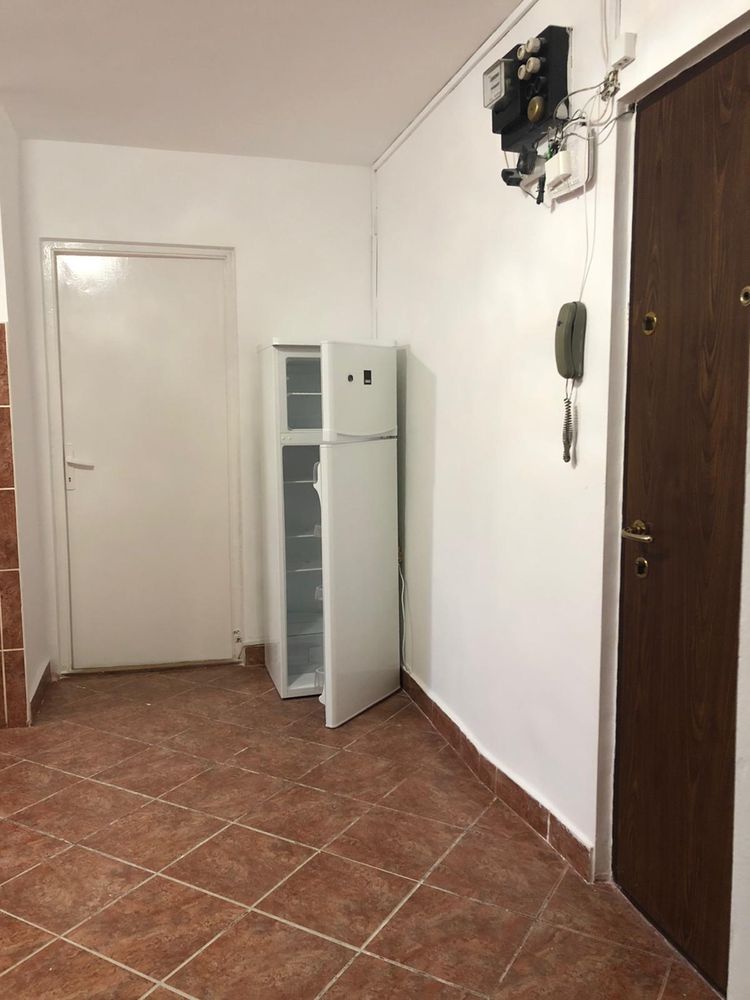 Inchiriez apartament 2 camere NUFARUL