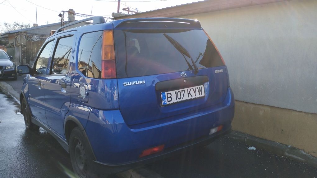 Suzuki ignis an 2009 benzina gaz