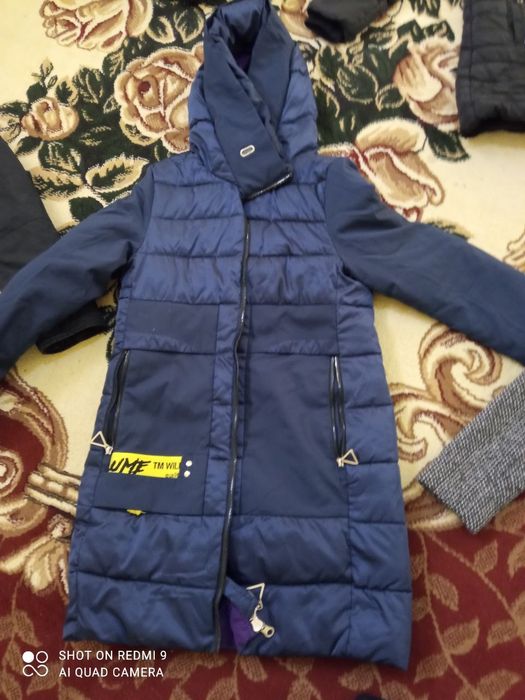 Kurtka sotiladi har xel razmerlar