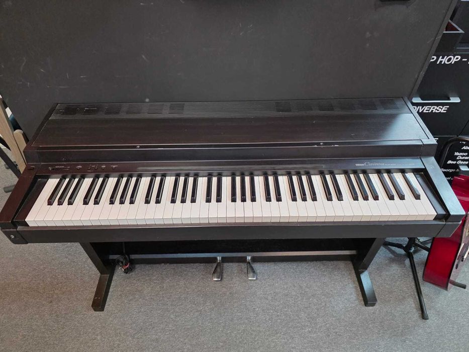 Claviatura Digitala Yamaha Clavinova CLP 200 | UsedProducts.ro