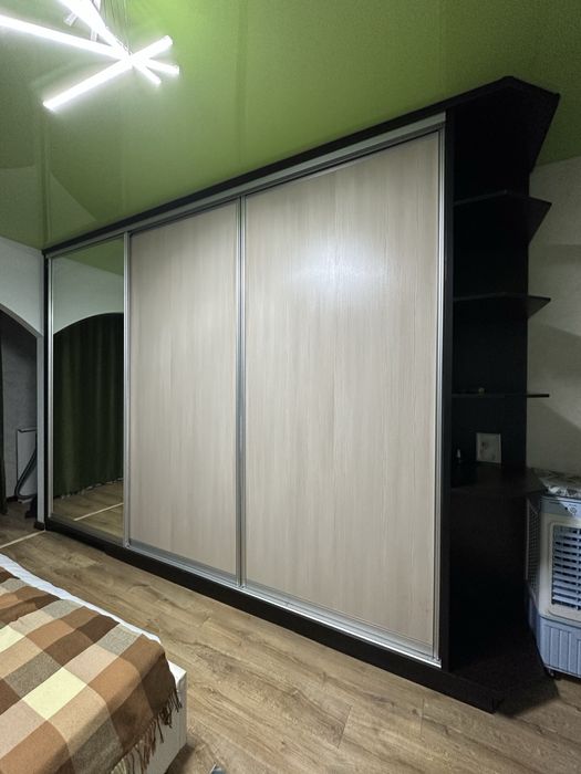 Продам шкаф-купе в хорошем состоянии!