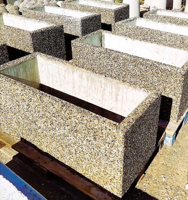 Jardiniera din beton cu piatra naturală 150x50x60 cm