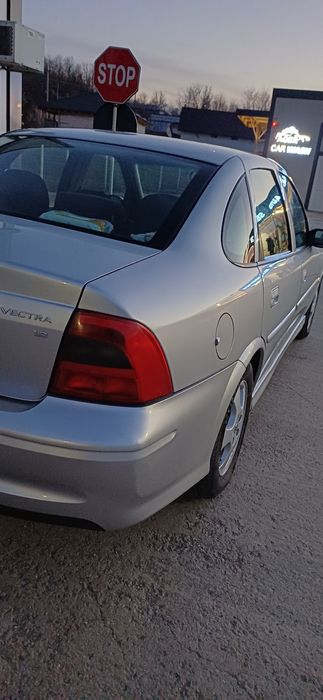 Opel Vectra b 18 benzină