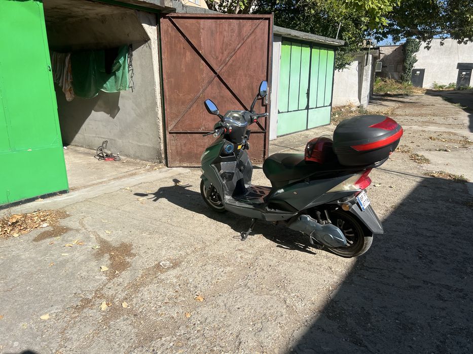 Електрически скутер