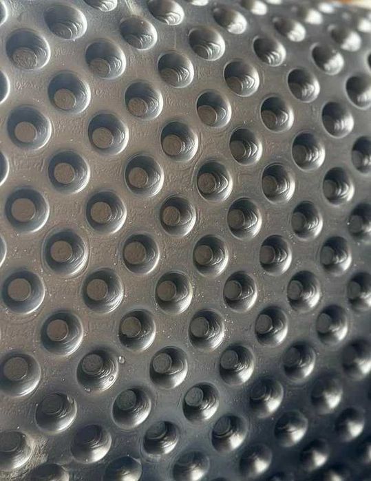 Профилированная мембрана PLASTGUARD  с геотекстилем  и без