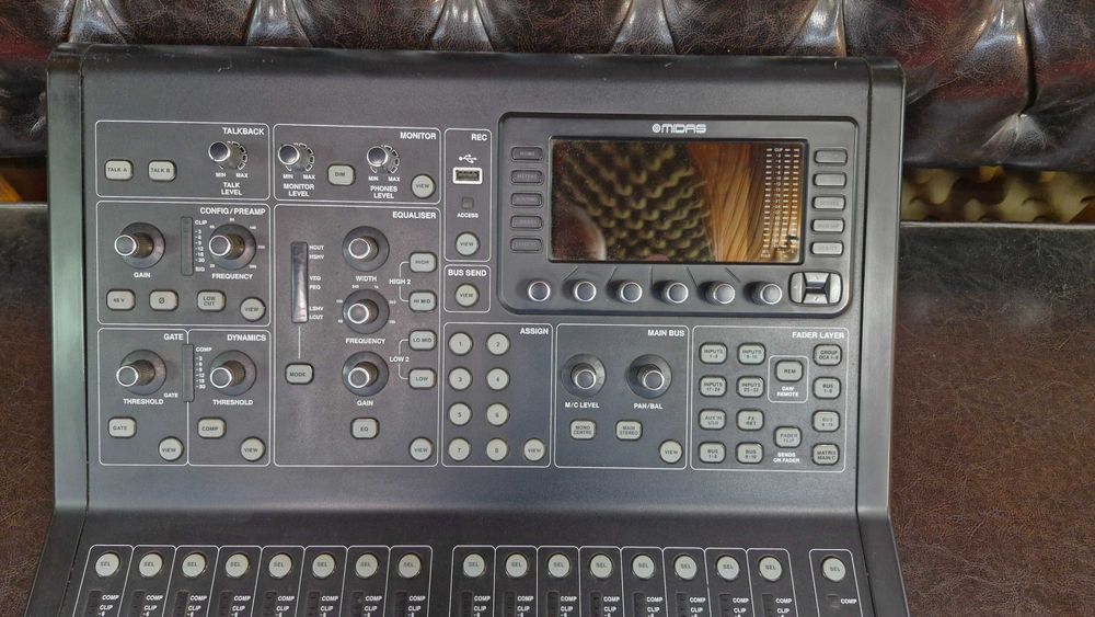 Midas M32R Цифров Пулт