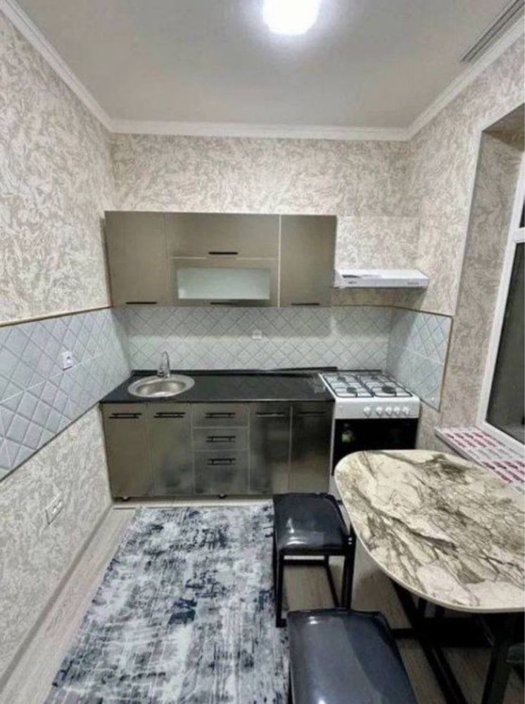 Срочно сдаеться в аренду квартира в чирчике центр базар
