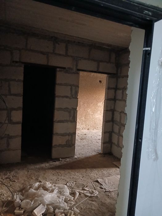 BAMda yangi uyda 2 xonali kvartira 2- qavatda cotiladi