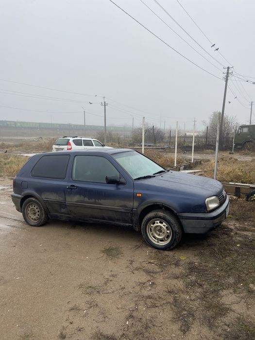 Golf 3 КУПЕ 1.8 моно