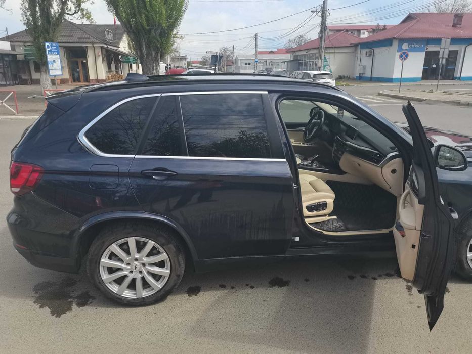 Super Oferta BMW X5-F15 M 309 CP pachet xDrive 40d 2014 –  PERFORMANȚĂ