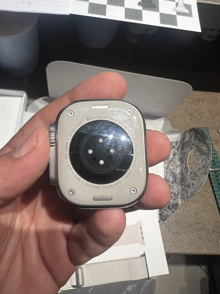 Apple Watch Ultra 1