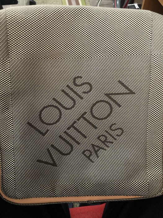 Чантичка за рамо Louis Vuitton