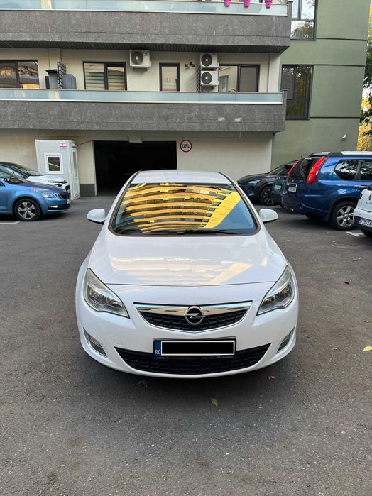 Opel Astra J 1.4 Turbo 140CP