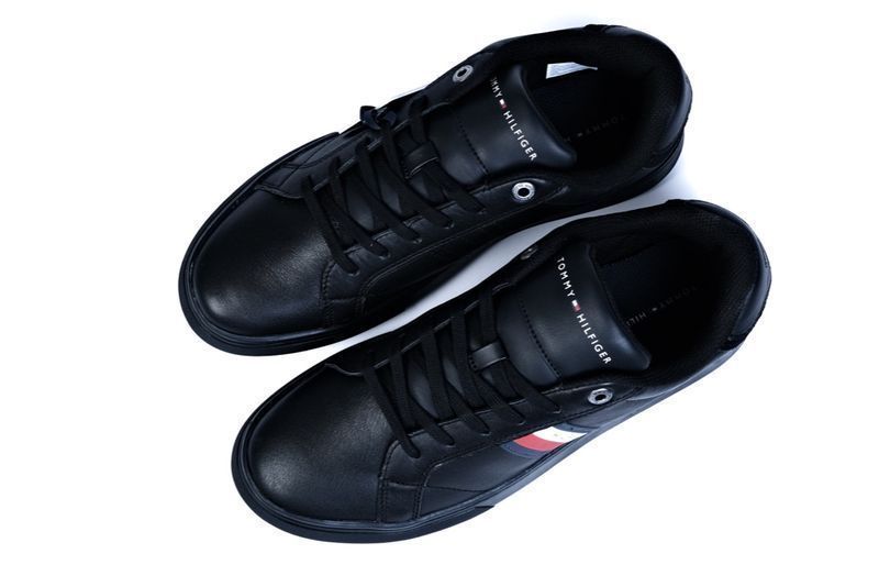 ПРОМО Tommy Hilfiger-41 размер(26см стелка)-оригинални мъжки кецове
