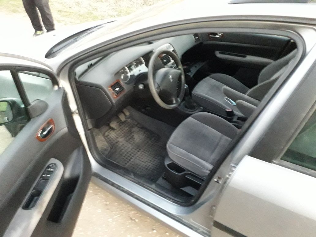 Пежо 307 комби 1.4 хди 68 коня 2003 Peugeot 307 1.4 hdi