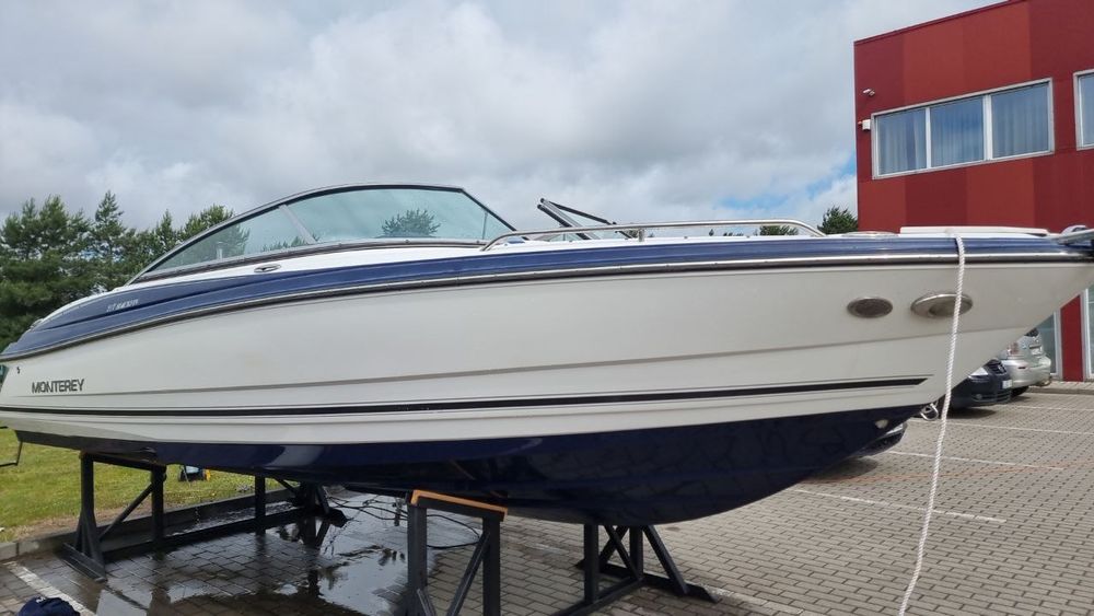 Катер Monterey 217 Blackfin Sport