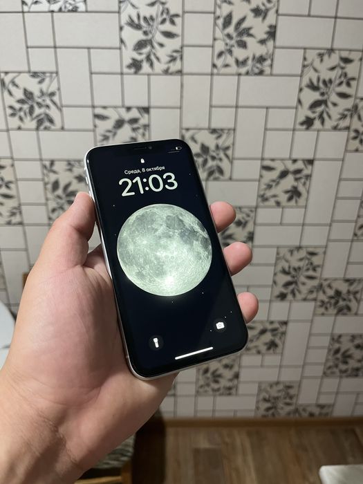 Iphone Xr 64 gb фэйс істемид трутон бар