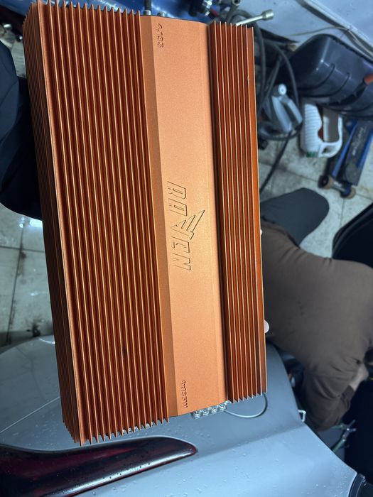 Продам усилитель