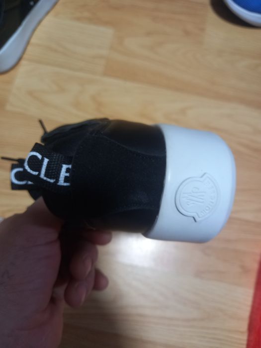 Moncler originali aduși din Germania.