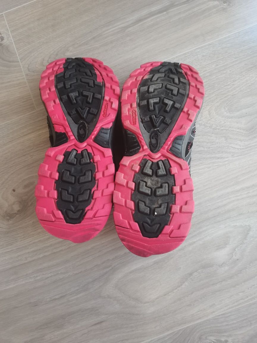 Adidași salomon mărimea 41