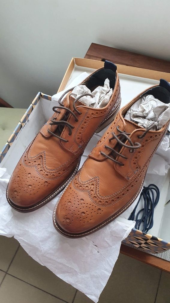 Pantofi piele Brogue River Island maro