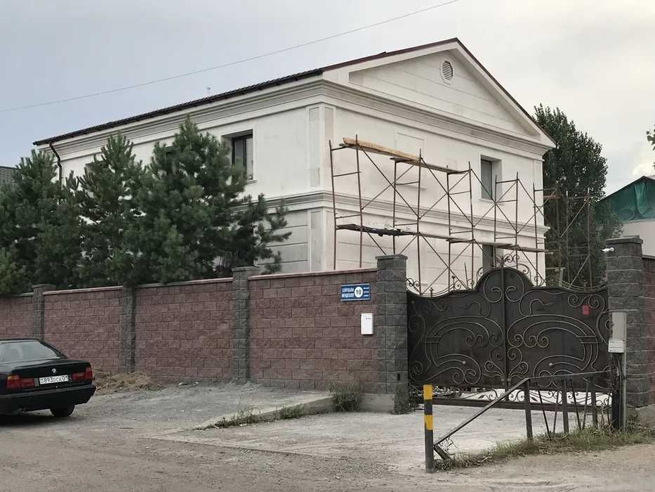 Реконструкция и ремонт фасада и лестниц