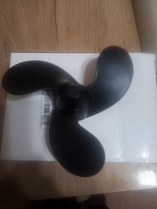 Гребной винт правого вращения