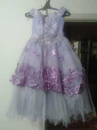Платье бальное,на возраст 7-9 лет