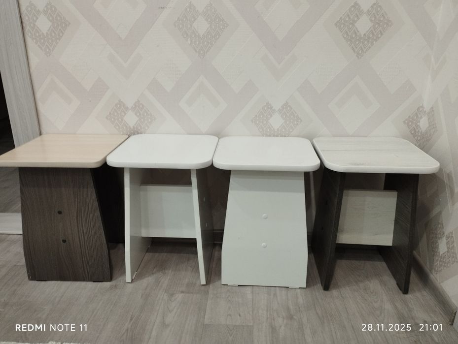 Продам кухонные табуретки