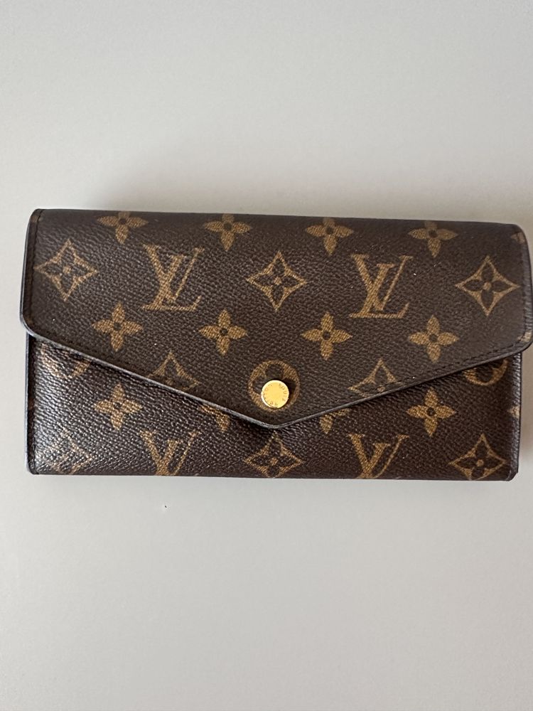 Louis Vuitton  портмоне